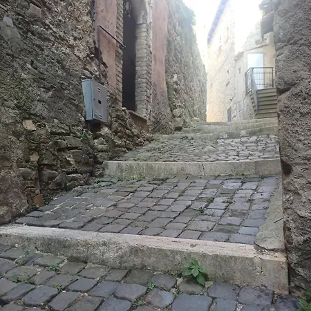 La Porta Del Castello 1 Appartamento Carsoli